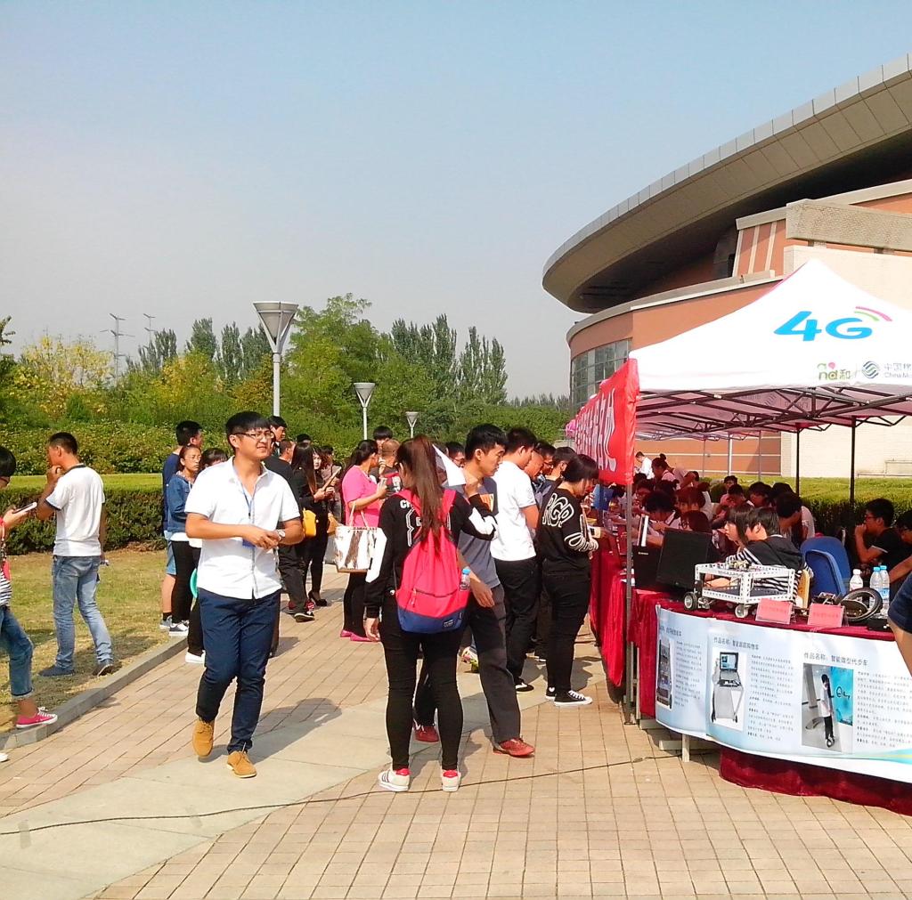 迎新报到现场(5)